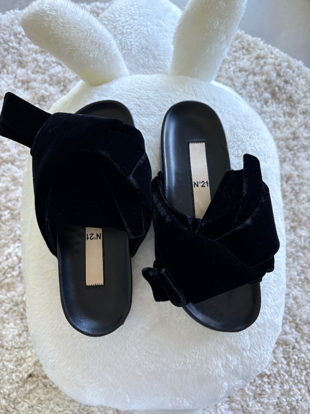 N°21 Numero Ventuno No. 21 Black Velvet Bow Slide Sandals - EU 37